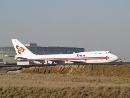 747 - 400 Thai Airways