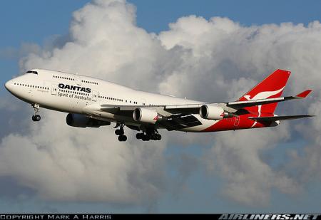 744 Qantas